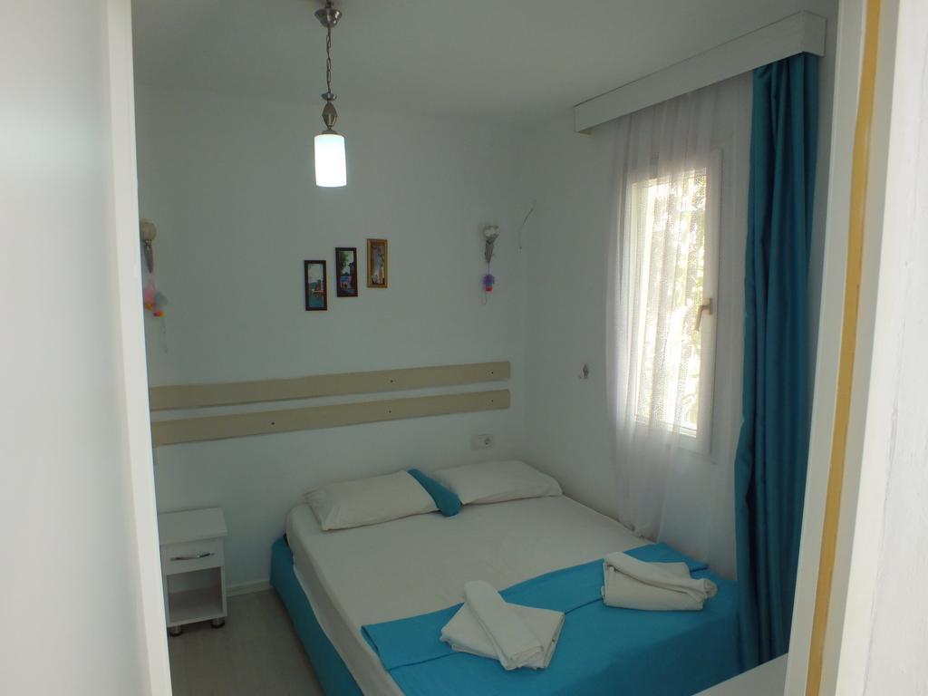 Hotel Nisa Kaş Bilik gambar